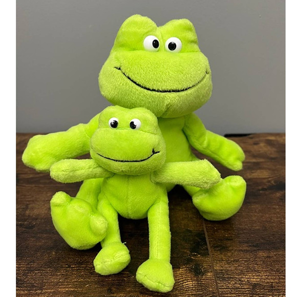 Cute n‎ Cuddly Momma & Baby Frog Plush Set - Picture 1 of 6